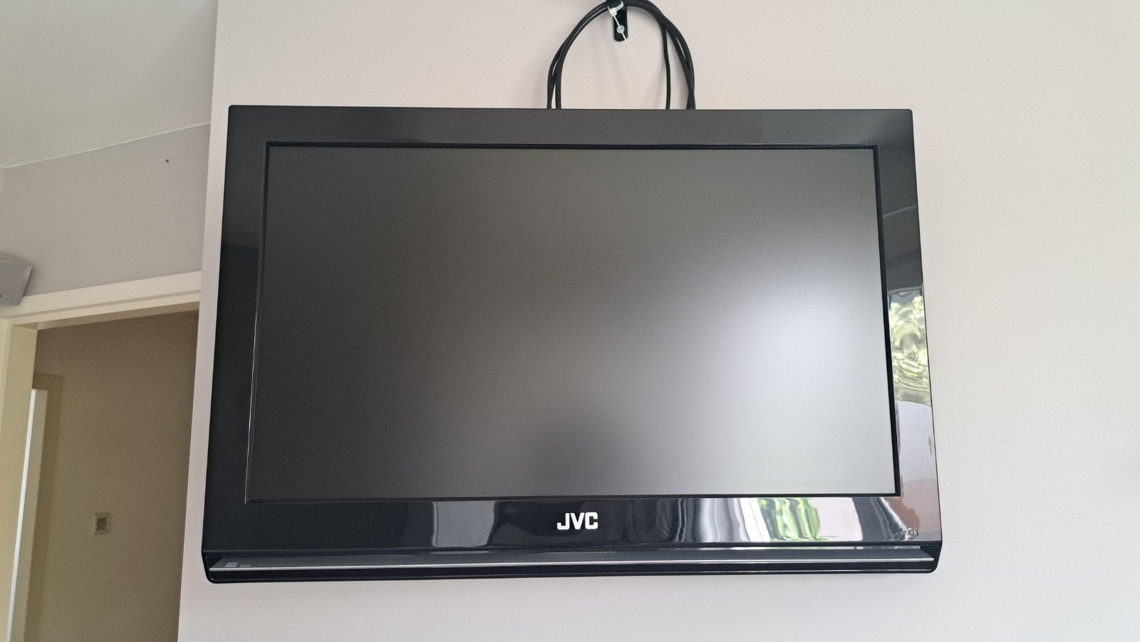 JVC LCD TV - 80 tot 100 cm - Inclusief muurbeugel, Audio, Tv en Foto, Televisies, Gebruikt, 50 Hz, 80 tot 100 cm, Ophalen