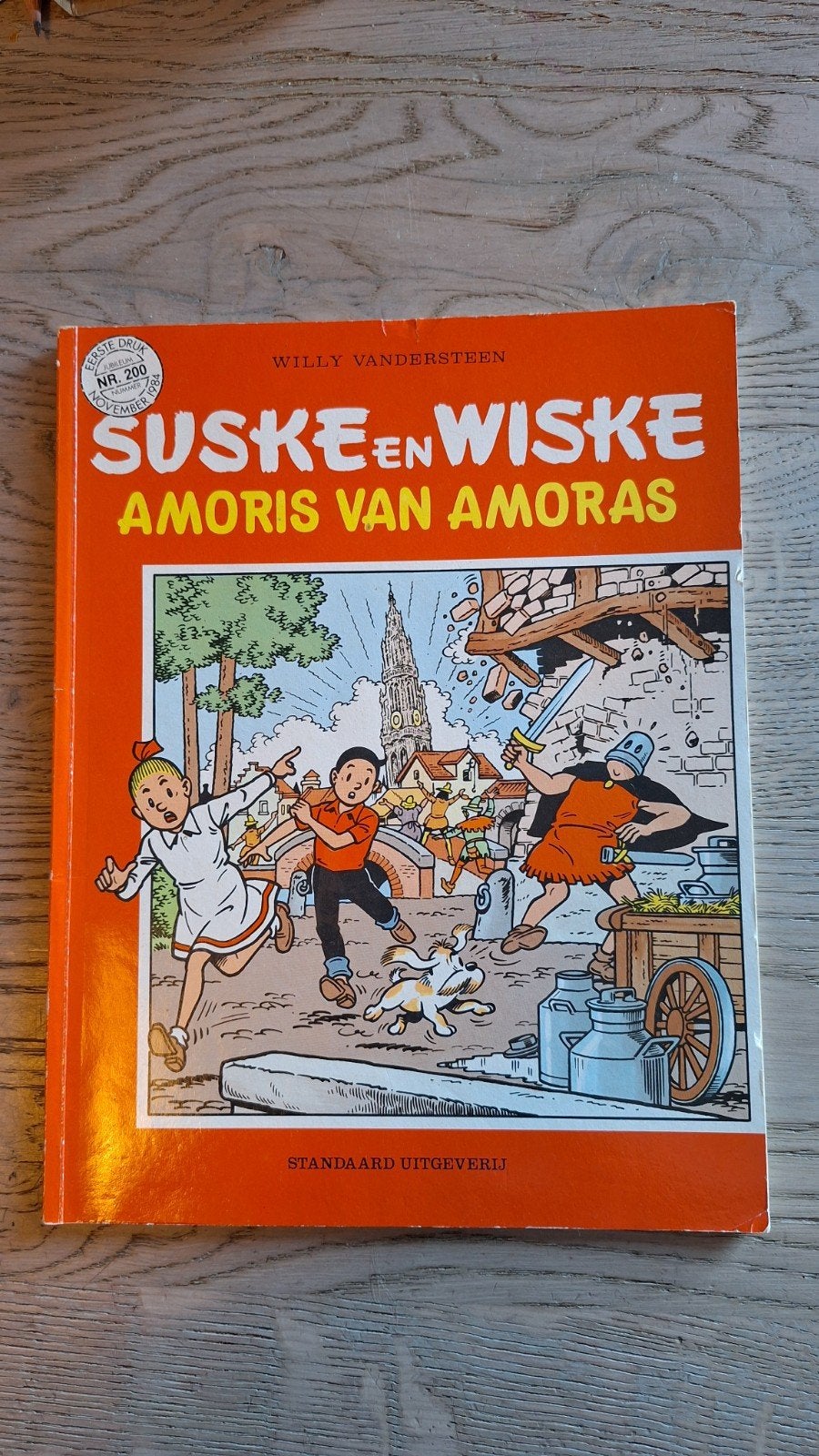Suske en Wiske 200 - Amoris van amoras - Eerste druk, Eén stripboek, Ophalen of Verzenden, Zo goed als nieuw