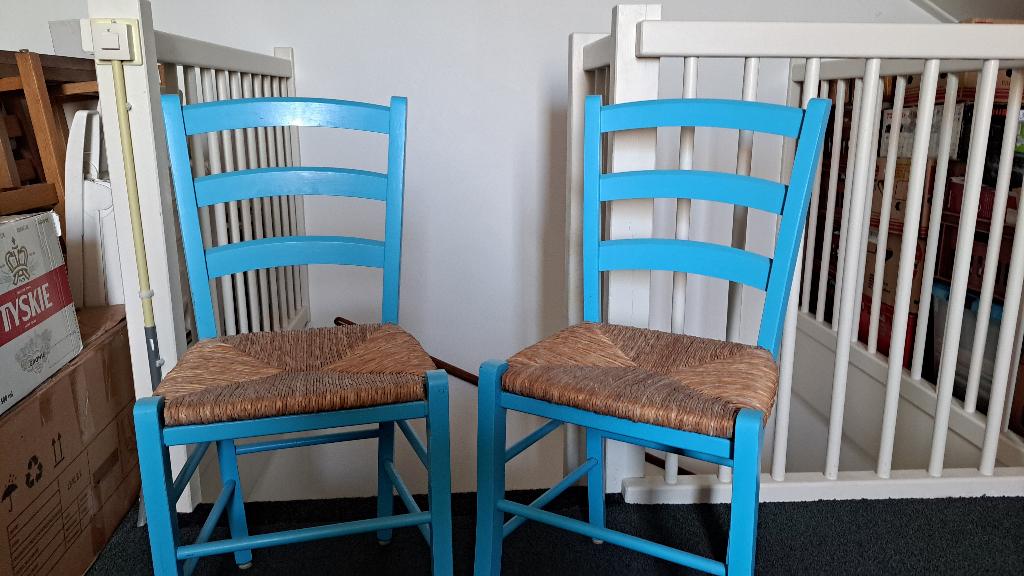 Twee Houten Blauwe Zstyle Stoelen, Huis en Inrichting, Stoelen, Ophalen, Riet of Rotan, Gebruikt, Twee