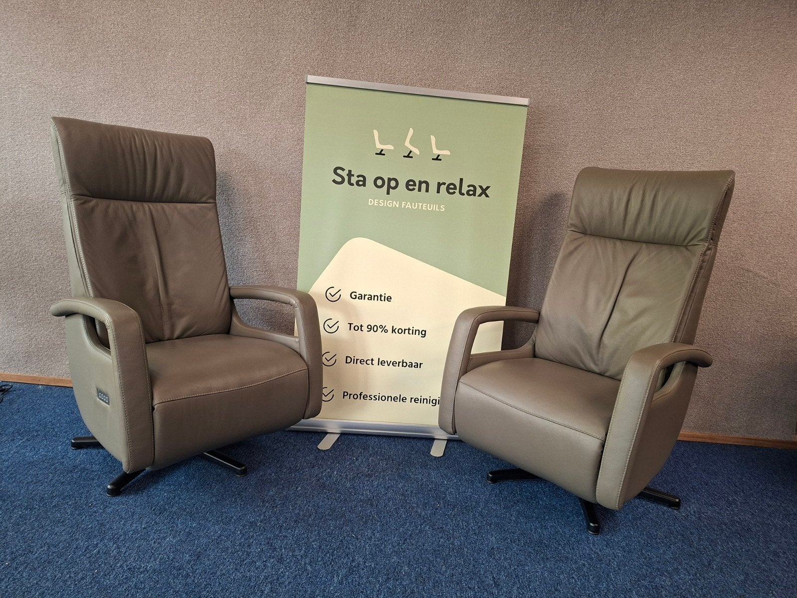 Set Elektrische relax fauteuils De Toekomst als nieuw, Huis en Inrichting, Fauteuils, Ophalen of Verzenden, Zo goed als nieuw