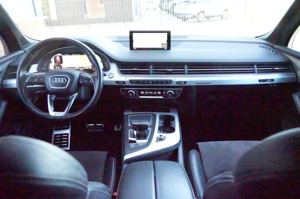 Audi Q7 3.0 TDI S-Line Quattro 272pk Grijs Kenteken/Trekhaak, Auto's, Audi, Automaat, Bi-Xenon koplampen, Gebruikt, Overige carrosserieën