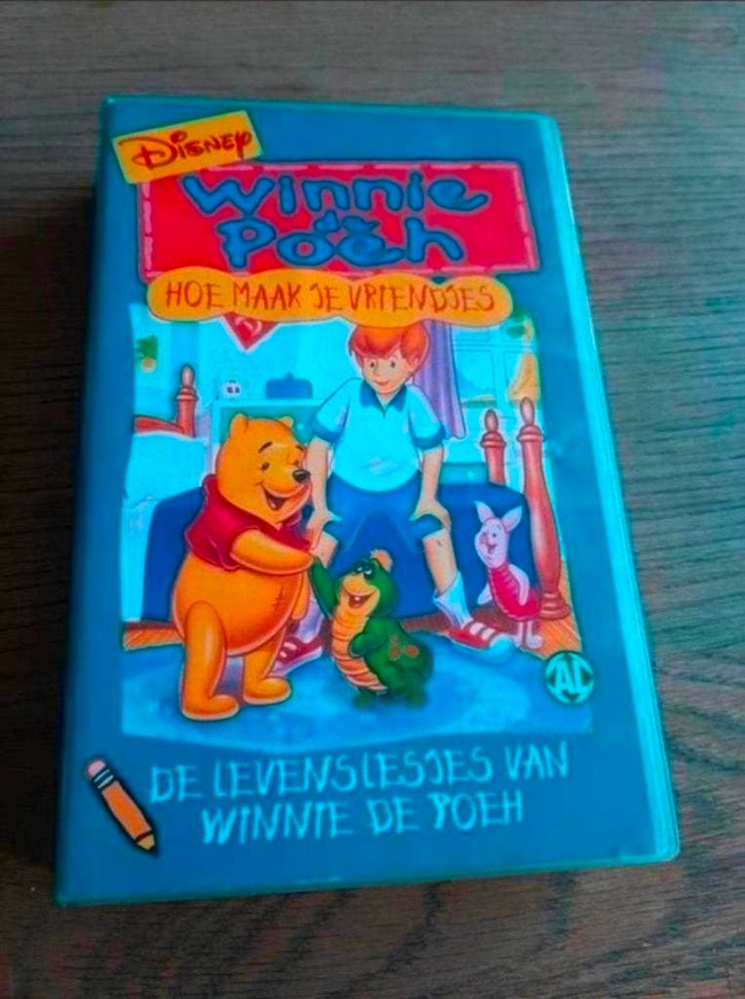 Disney Winnie the Poeh hoe maak je vriendjes videoband, Cd's en Dvd's, Gebruikt, Tekenfilm, Alle leeftijden, Ophalen of Verzenden