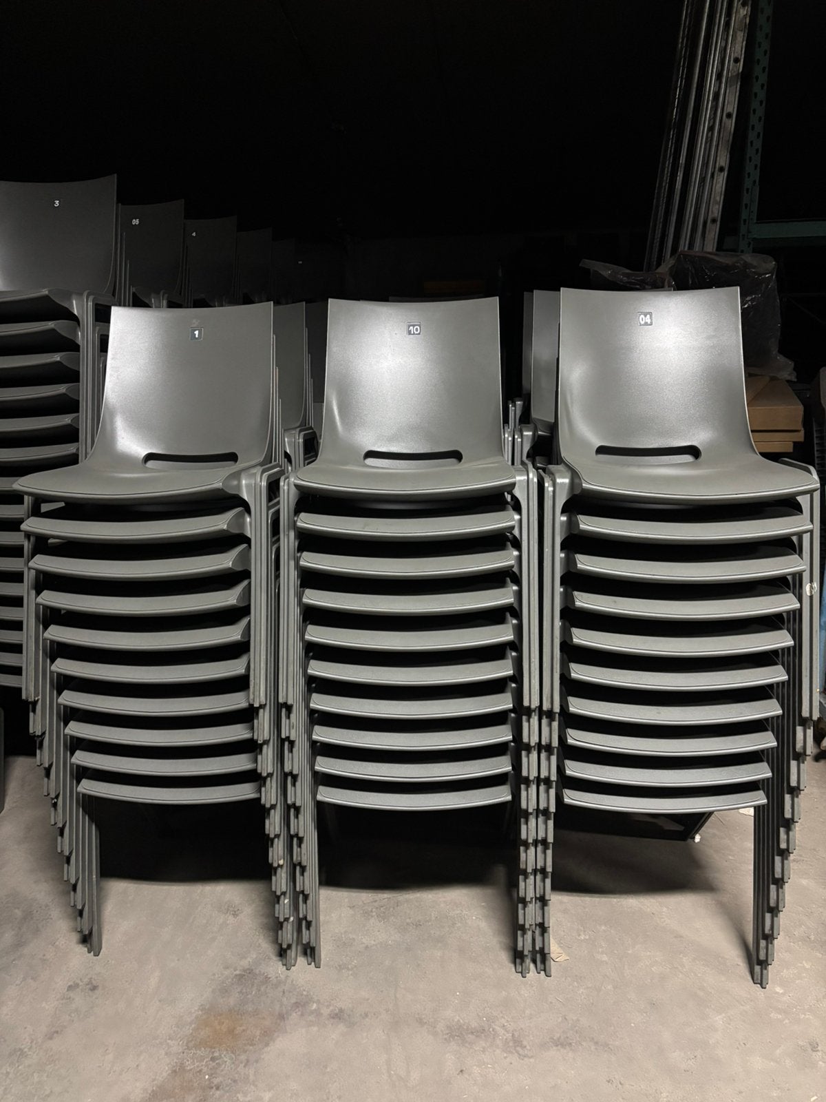 Partij horeca kerk theater koppelbare stapelstoelen chairs, Ophalen, Vijf, Zes of meer stoelen
