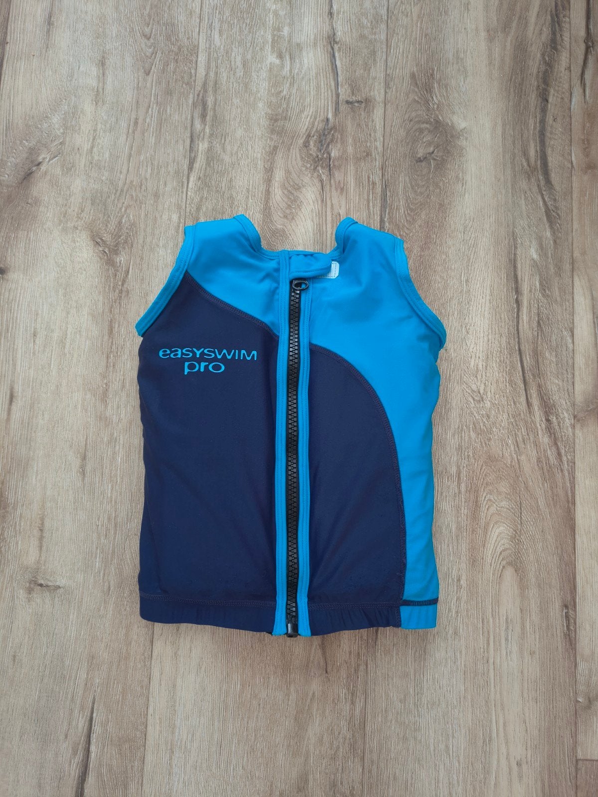 Mooi blauw EasySwim Pro zwemvest, drijfvest zwemles, maat M., Kinderen en Baby's, Kinderkleding | Kinder-zwemkleding, Ophalen of Verzenden