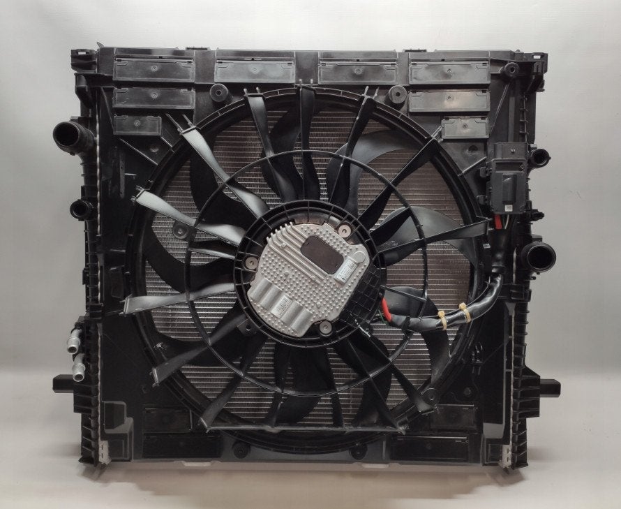 Koelerpakket RADIATOR FAN SET BMW X5 G05 X6 G06 X7 G07 B58 8, Auto-onderdelen, Petuelring 130
80788  Munich, DE, Gebruikt, Info@bmw.de