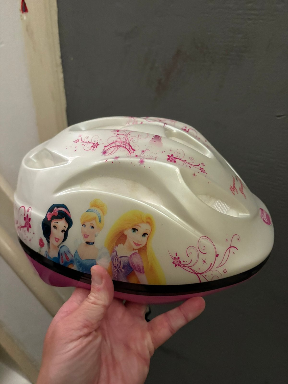Meisjes fietshelm disney, Ophalen of Verzenden, Zo goed als nieuw