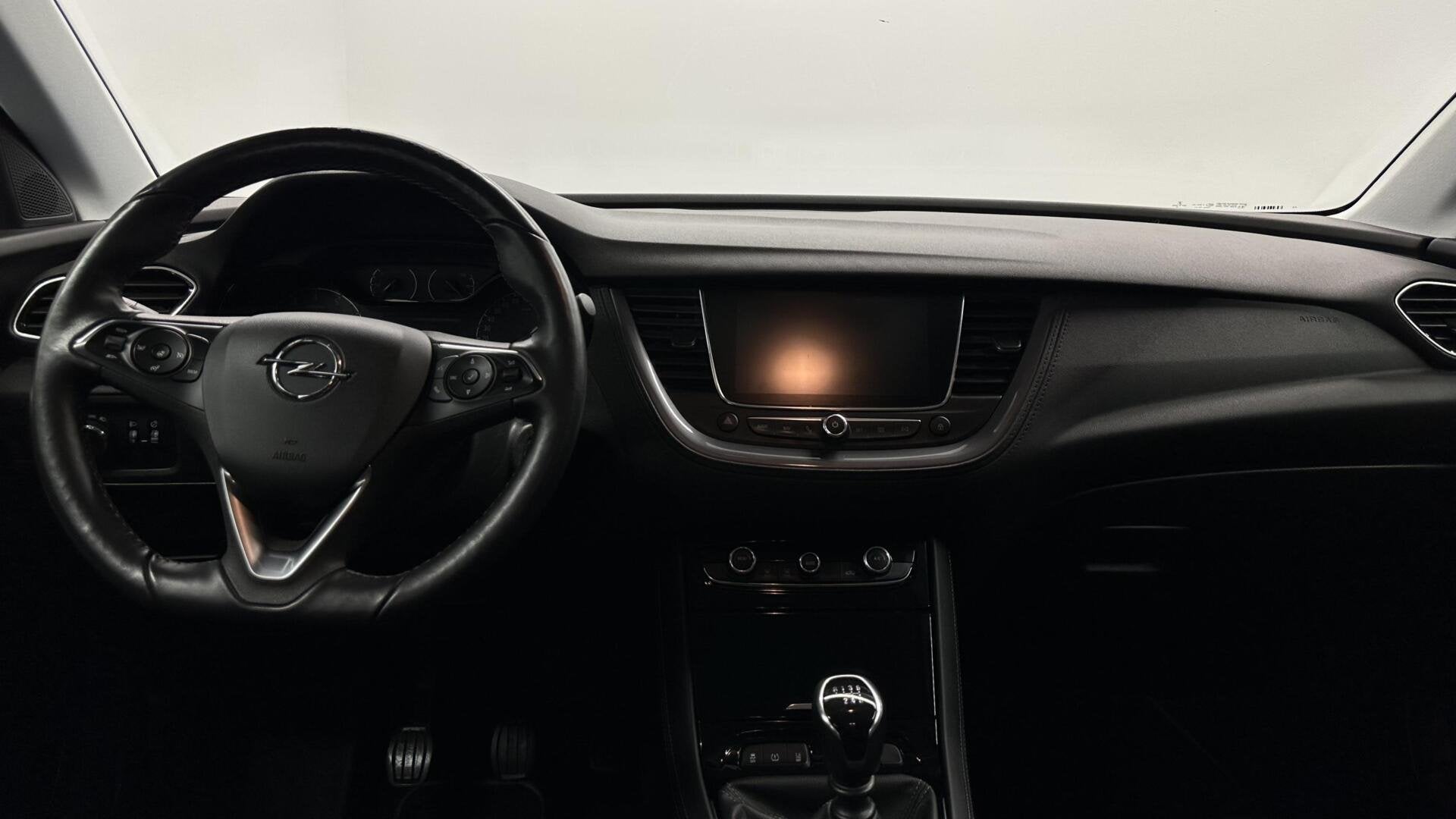 Opel Grandland X 1.2 Turbo Business Edition CARPLAY CAMERA E, Auto's, Voorwielaandrijving, Gebruikt, 1199 cc, Met garantie (alle)