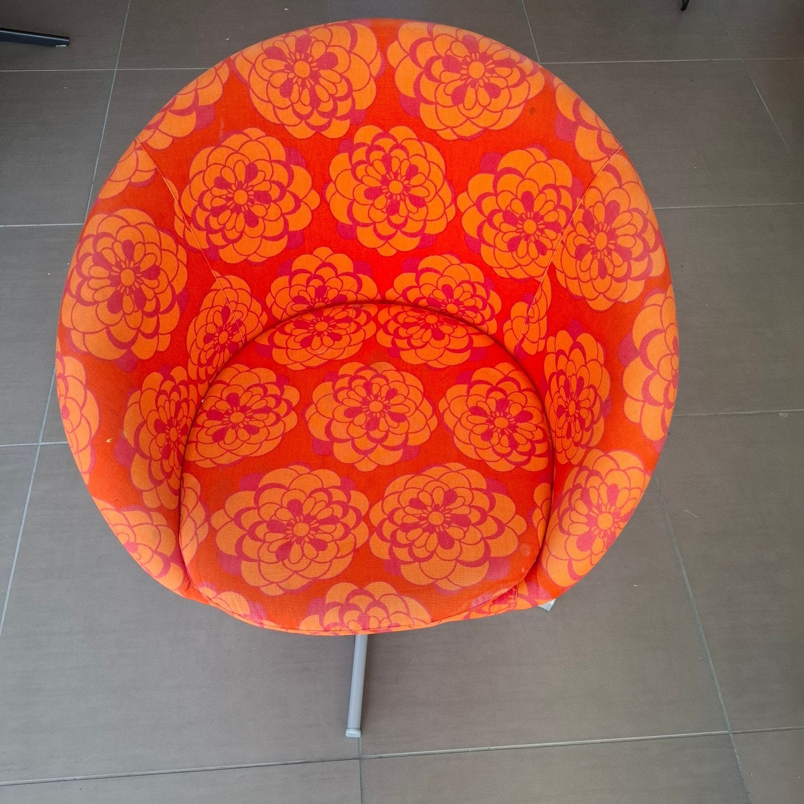 IKEA SKRUVSTA bureaustoel - Oranje met bloemenpatroon, Huis en Inrichting, Stoelen, Ophalen, Modern, Retro, Speels, Gebruikt, Overige kleuren
