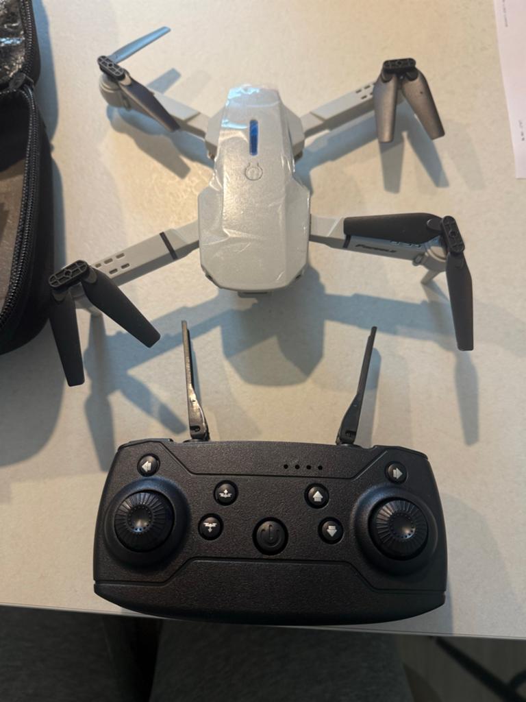 Drone met camera, Audio, Tv en Foto, Drones, Overige merken, Minder dan 100 meter, Standaard kwaliteit, Minder dan 250 gram