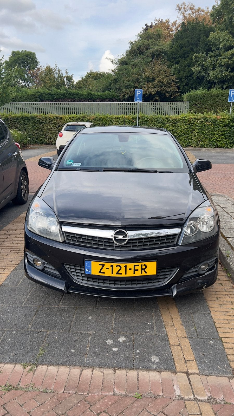 Opel Astra H 1.6T 180HP 2008r Irmscher styling package, Voorwielaandrijving, 179 pk, Zwart, Handgeschakeld