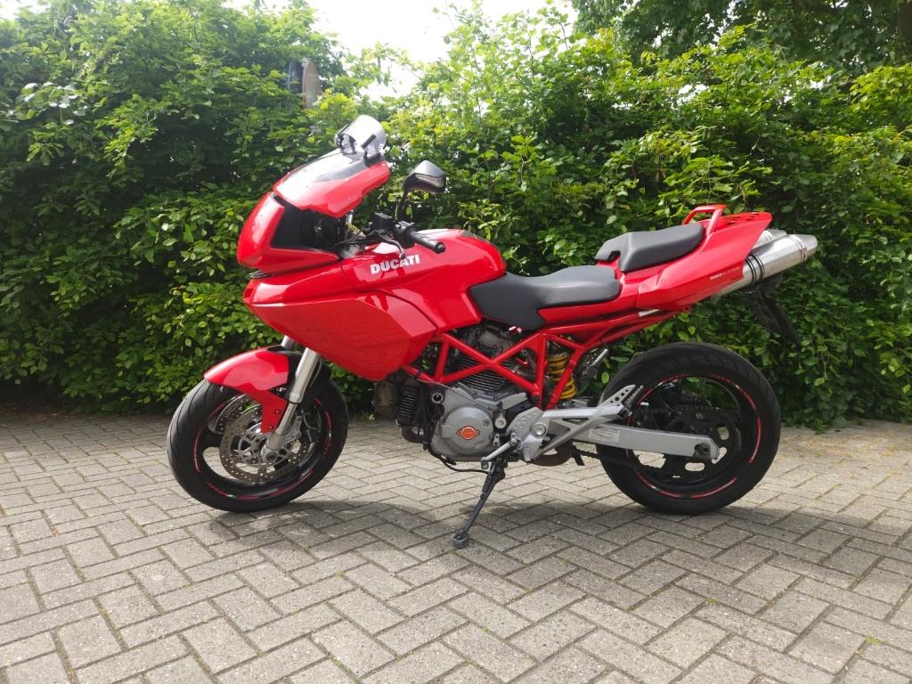 Ducati, 2 cilinders, Sportuitlaat, Motorrijbewijs A, Gebruikt