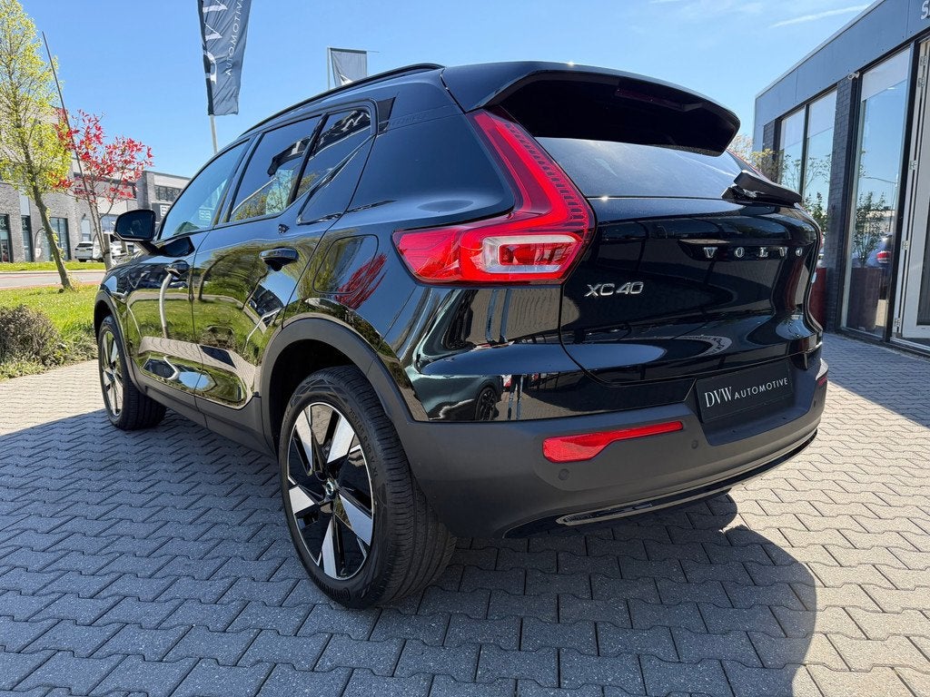 Volvo XC40 Recharge 69 kWh, Auto's, Volvo, Gebruikt, Zwart, 4 cilinders, 1969 cc