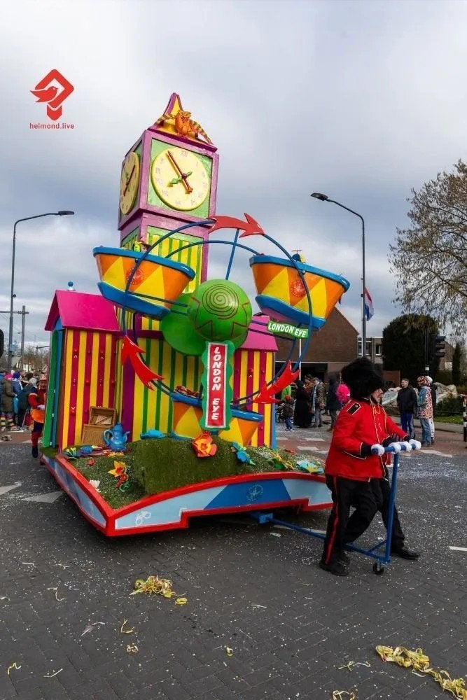 loopgroep/carnavalswagen Engeland – Big Ben, Ophalen, Gebruikt, Feestartikel, Carnaval