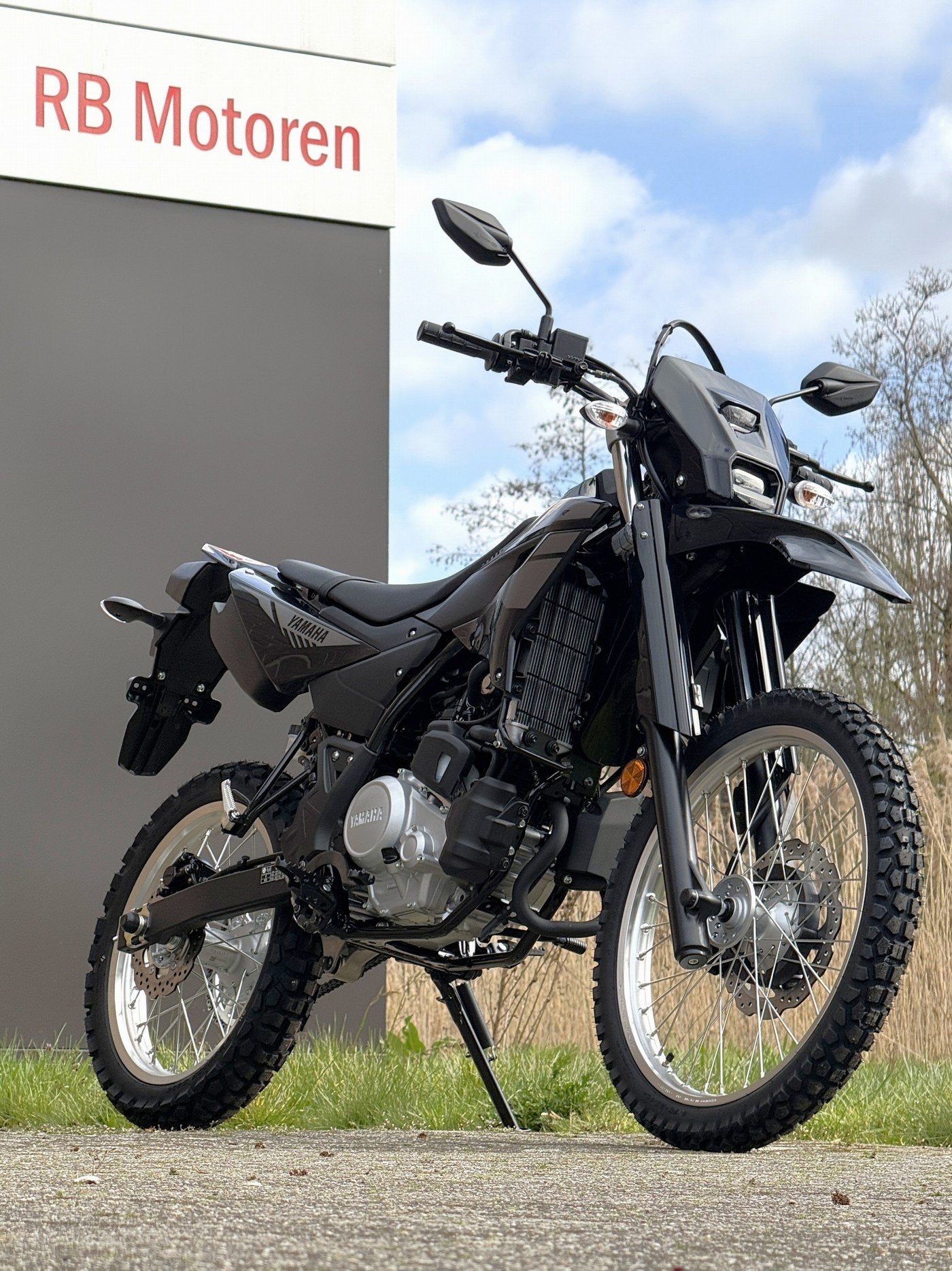 Yamaha WR 125 R (bj 2026), Motoren, Motoren | Yamaha, Klantenservice@yamaha-motor.nl, Overig, Koolhovenlaan 101
1119 NC  Schiphol-Rijk, NL
