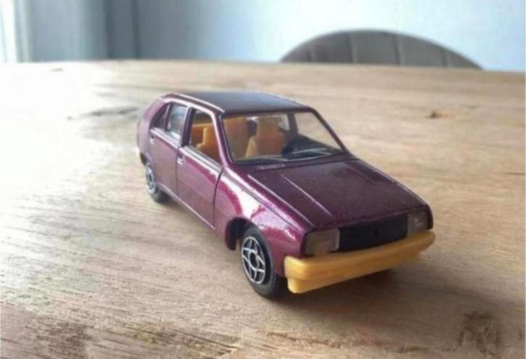 Renault 14 van Cougar nr.1309 uit 1981, Ophalen of Verzenden, Zo goed als nieuw, Auto, Overige merken