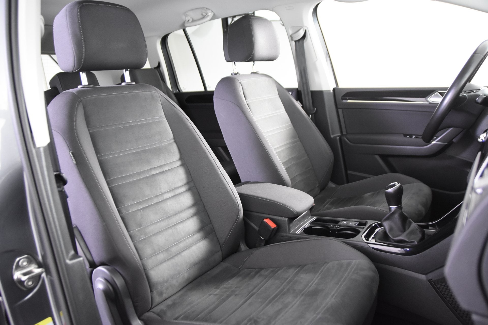 Volkswagen Touran 1.0 TSI Highline *1ste Eigenaar*Leer*Trekh, Voorwielaandrijving, Gebruikt, 4 cilinders, 116 pk