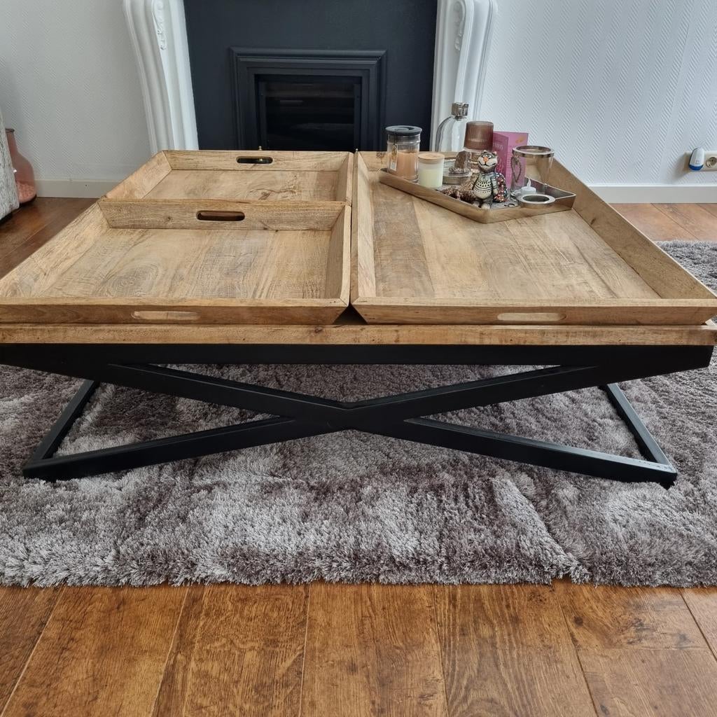 Salon tafel, hout en metaal, Ophalen, 100 tot 150 cm, 150 tot 200 cm, Vierkant