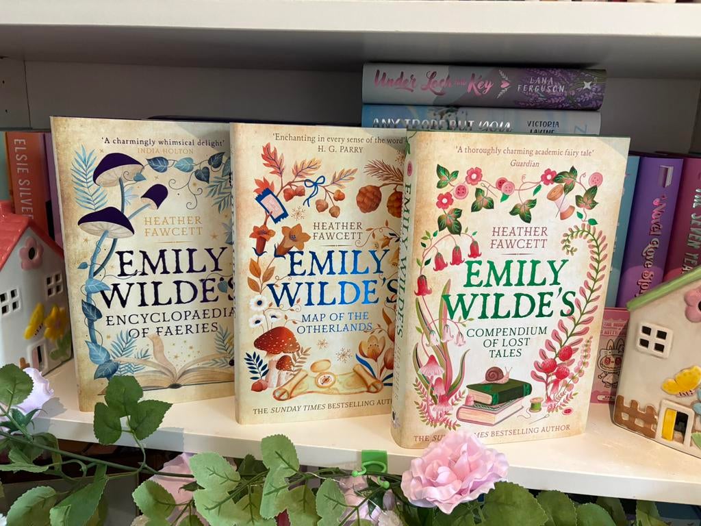 Fairyloot - emily wildes serie, Ophalen of Verzenden, Nieuw