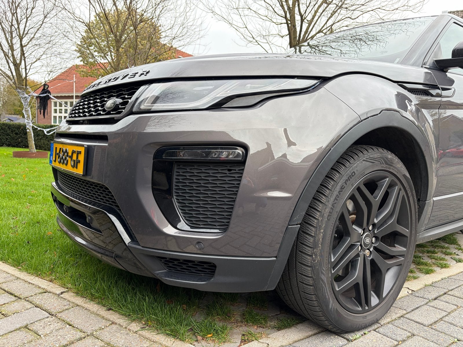 Land Rover Range Rover Evoque 2.0 TD4 4WD AUT 2015 Grijs, Auto's, Automaat, Dealer onderhouden, 2000 kg, 179 pk