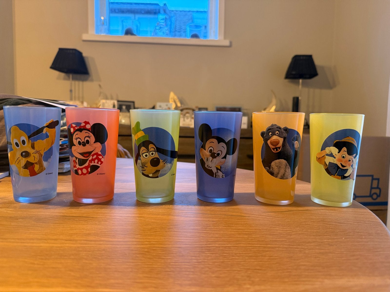 32 Disney glazen - Pluto, Minnie, Goofy, Mickey, Baloo, Verzamelen, Ophalen of Verzenden, Gebruikt