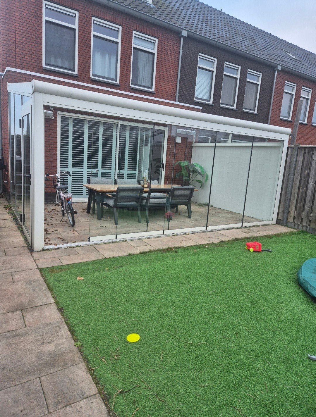 Veranda met glas, verlichting en zonwering, Ophalen, Zo goed als nieuw, Veranda