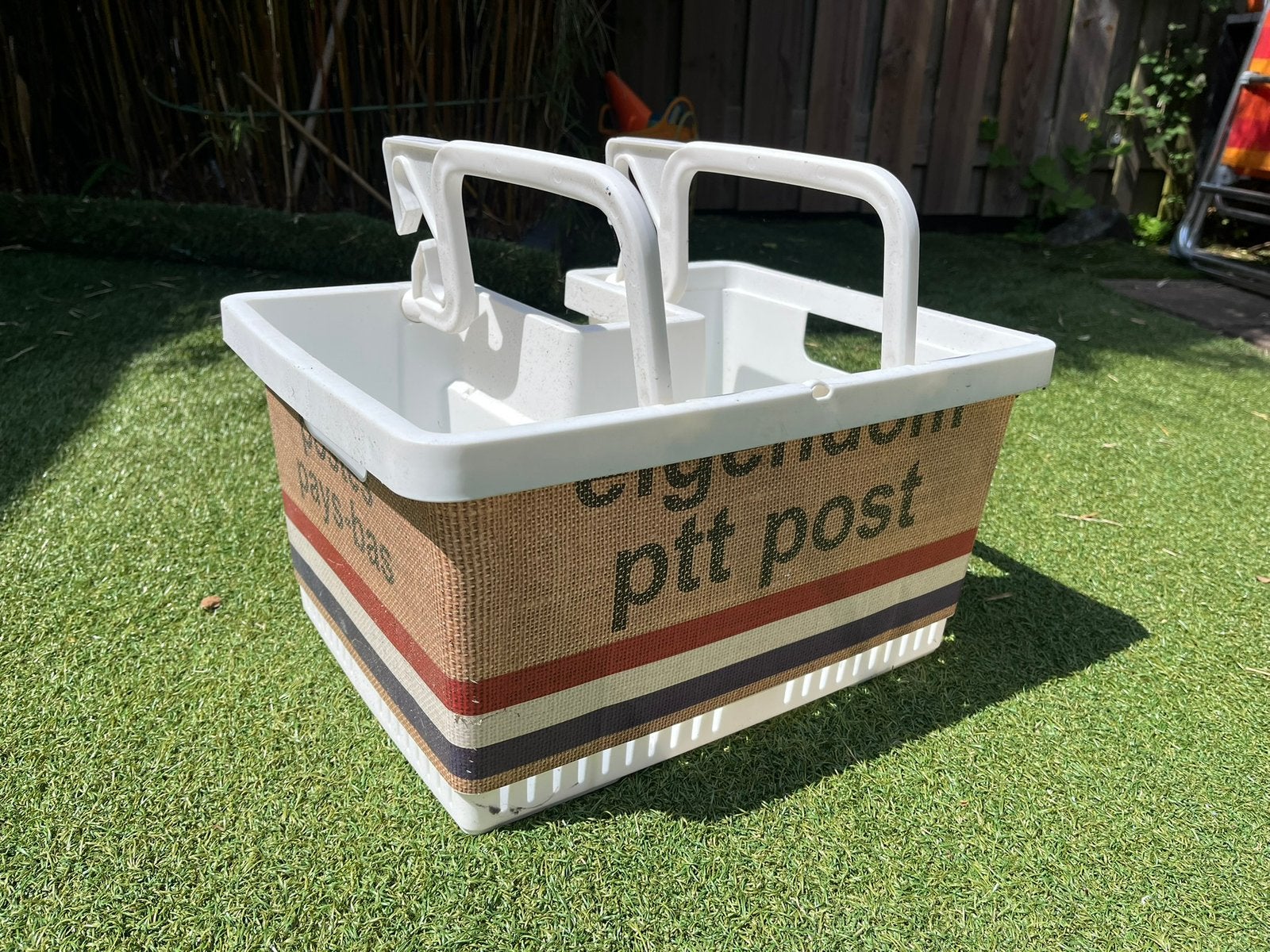 Leuk nieuw fietskrat voor aan stuur retro ptt post, Fietsen en Brommers, Ophalen of Verzenden, Nieuw, Fietskrat, Stuurbevestiging