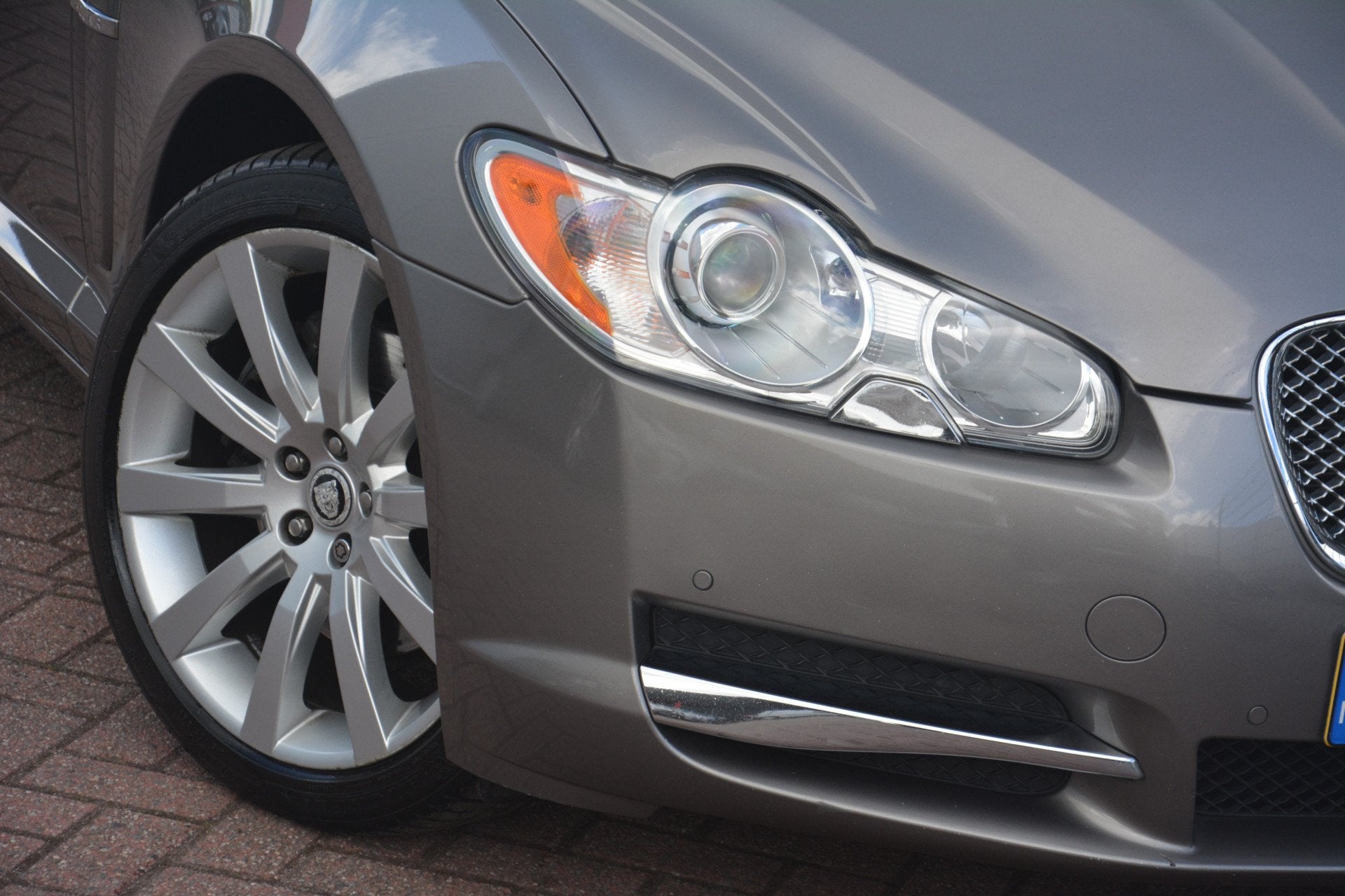 Jaguar XF 4.2 V8 Premium Luxury | Navigatie | Camera | Keyle, Automaat, Achterwielaandrijving, Gebruikt, 1850 kg