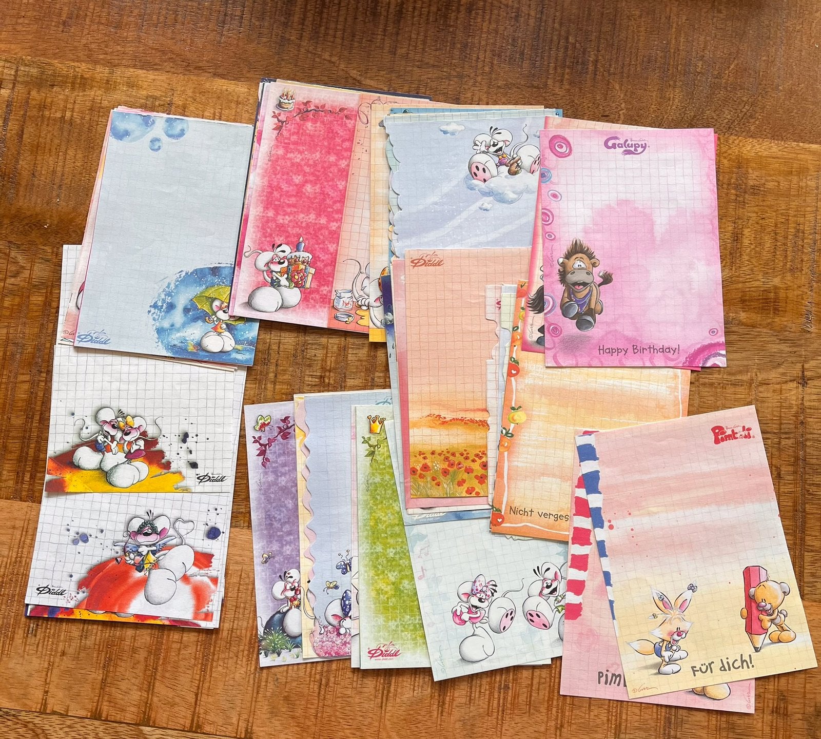 Veel Diddl blaadjes a6 en a5 blaadjes, Verzamelen, Ophalen of Verzenden, Zo goed als nieuw, Papier, Kaart of Schrift