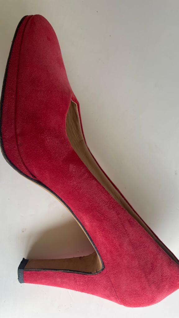 Te koop: leren pumps, Paul Noyen, rood, 38, Kleding | Dames, Schoenen, Ophalen of Verzenden, Zo goed als nieuw, Zwart