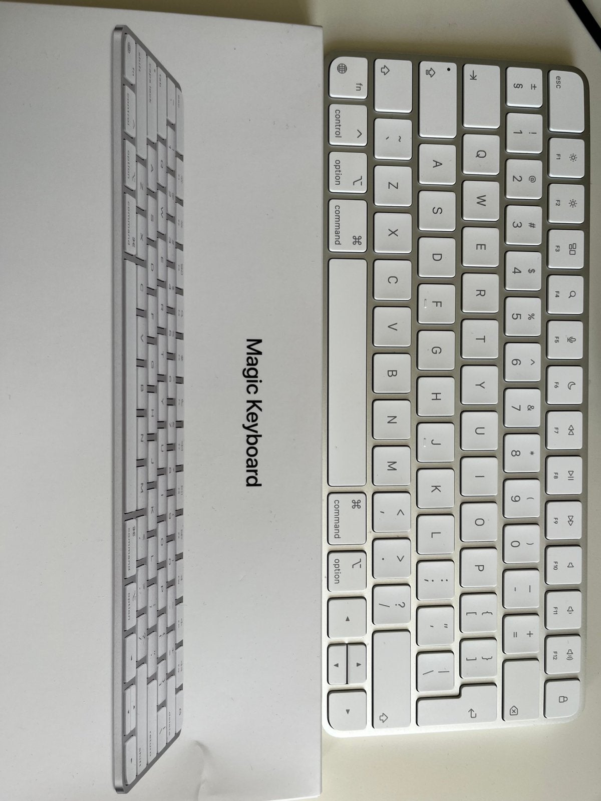 Apple Magic Keyboard, Ophalen of Verzenden, Zo goed als nieuw
