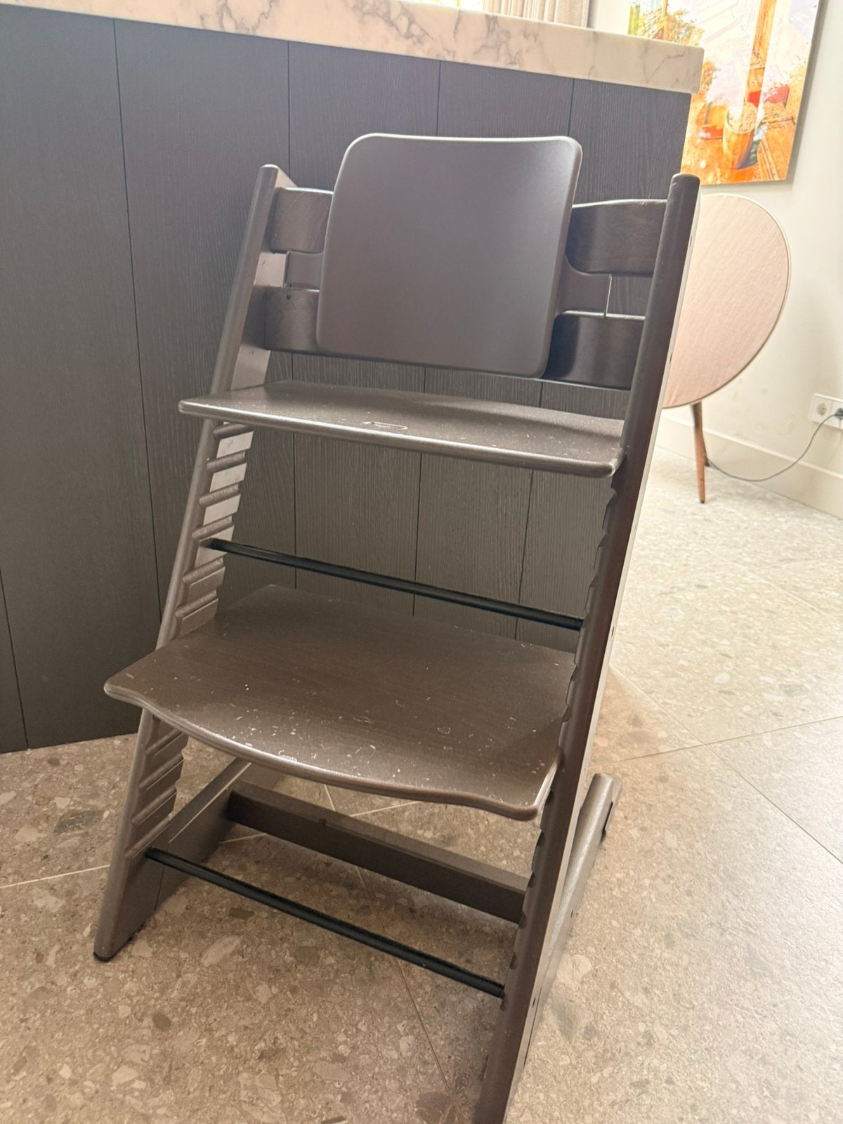 Stokke Tripp Trapp donkergrijs met bijpassende morsmat, Ophalen, Gebruikt, Meegroeistoel