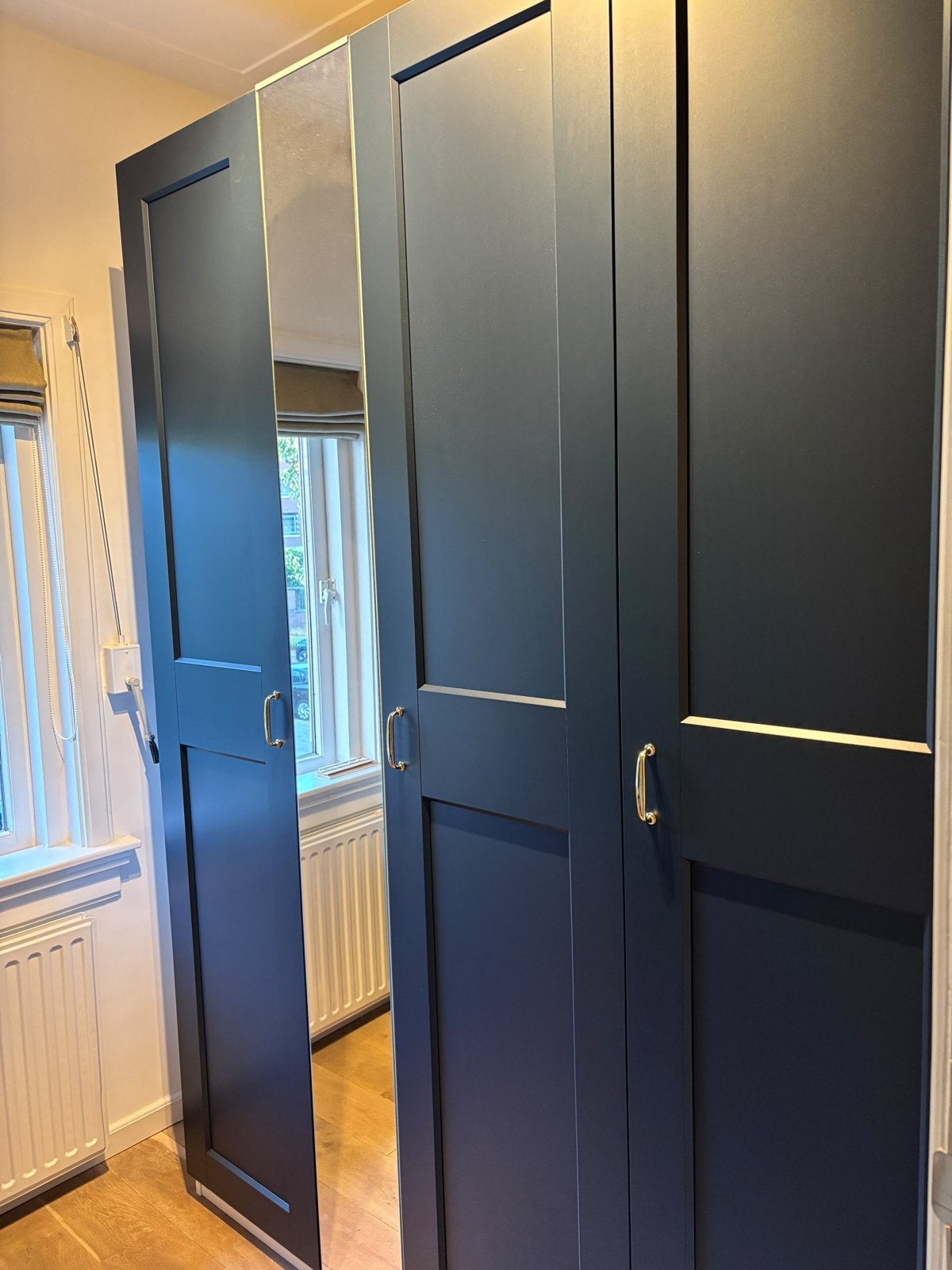 IKEA PAX kledingkast donkerblauwe Grimo deuren, Ophalen, 200 cm of meer, 150 tot 200 cm, Zo goed als nieuw