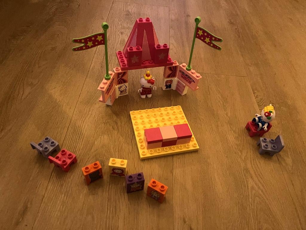 Hello Kitty Unico Theater en Paardenstal, Ophalen of Verzenden, Gebruikt, Overige merken