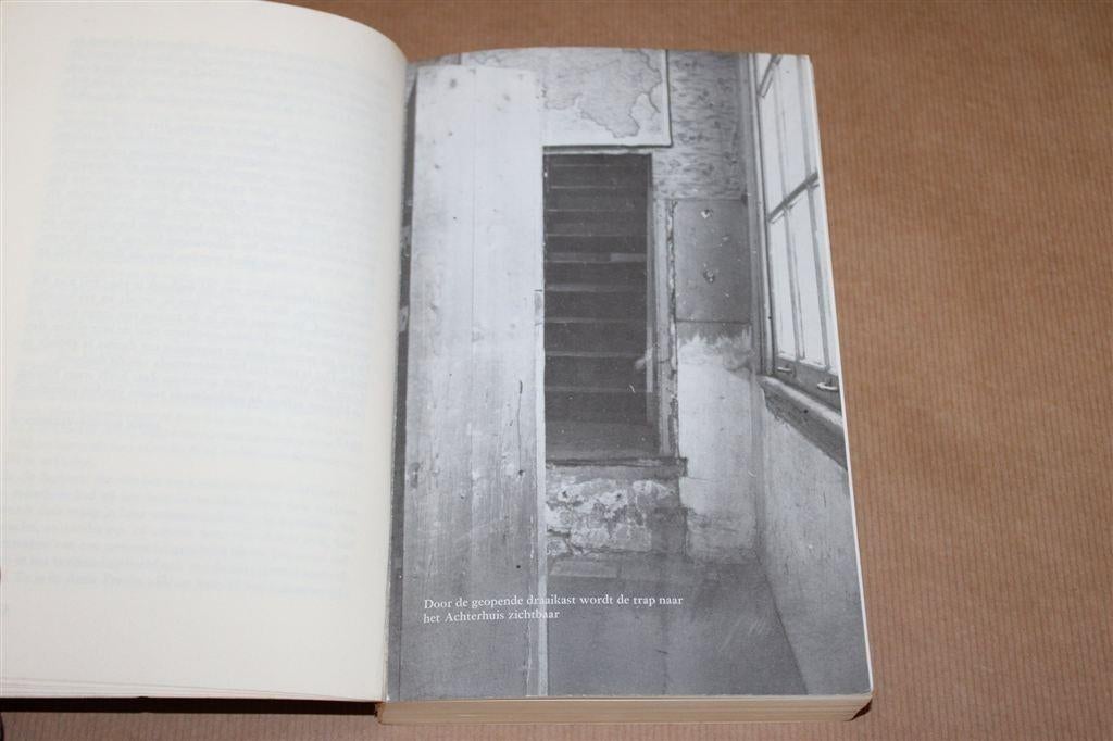 Anne Frank. Het Achterhuis. Uitgave 1978., Ophalen of Verzenden, Gelezen, Overige