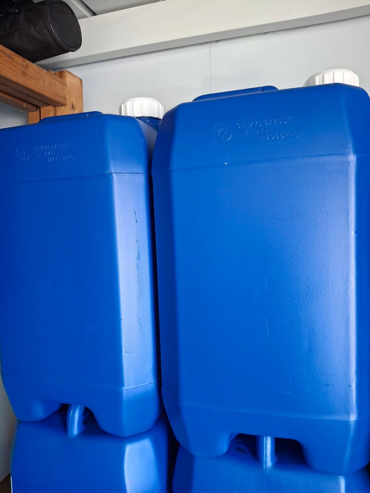 15 stuks  25 liter jerrycan. Geschikt voor veel doeleinde, Minder dan 75 liter, Ophalen