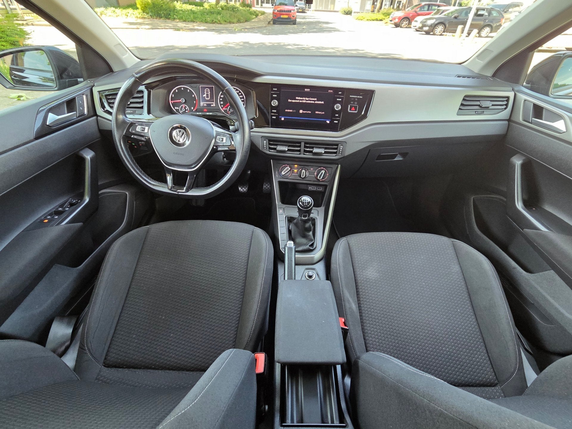 Volkswagen Polo 1.0 TSI Comfortline/APPELCARPLAY, Voorwielaandrijving, Euro 6, Origineel Nederlands, Bedrijf