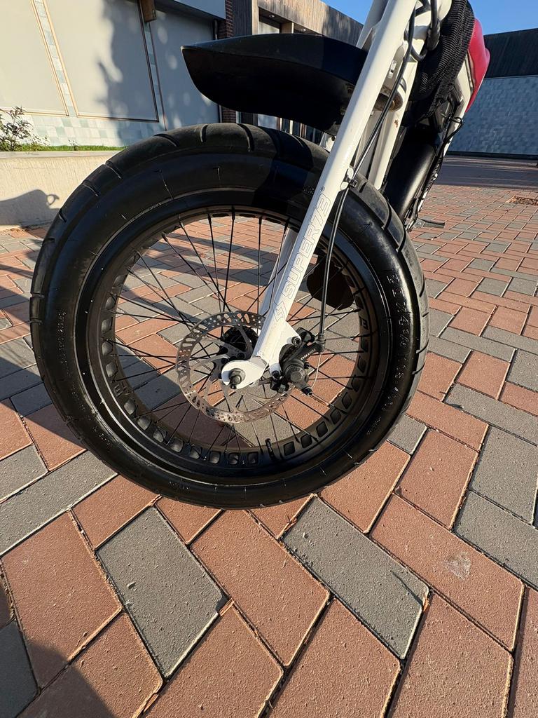 Super73 ZG - Stijlvolle elektrische fatbike, Overige merken, Gebruikt, Ophalen of Verzenden, Minder dan 47 cm