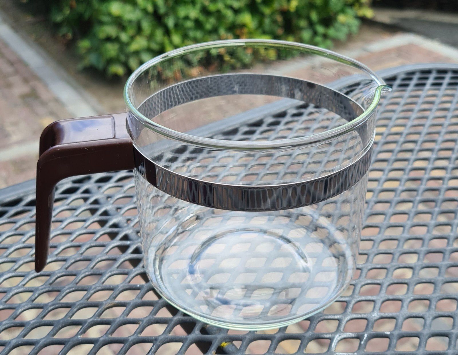 Glazen koffiekan met bruin handvat, Ophalen of Verzenden