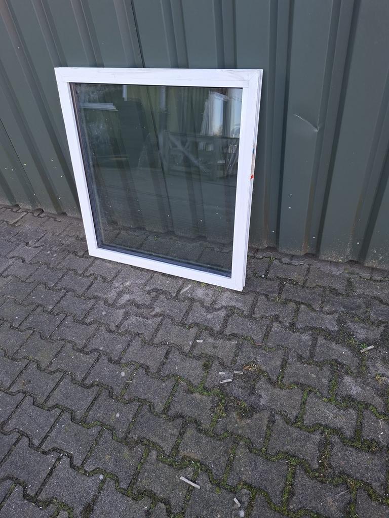 Te koop meerdere dezelfde aluminium kozijnen, Ophalen, Zo goed als nieuw, Gevelraam of Ruit