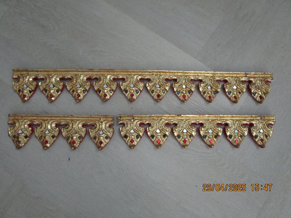 Thaise Sierlijsten Goudkleurig Tempel, Huis en Inrichting, Ophalen of Verzenden, Gebruikt, Metaal, Oosters