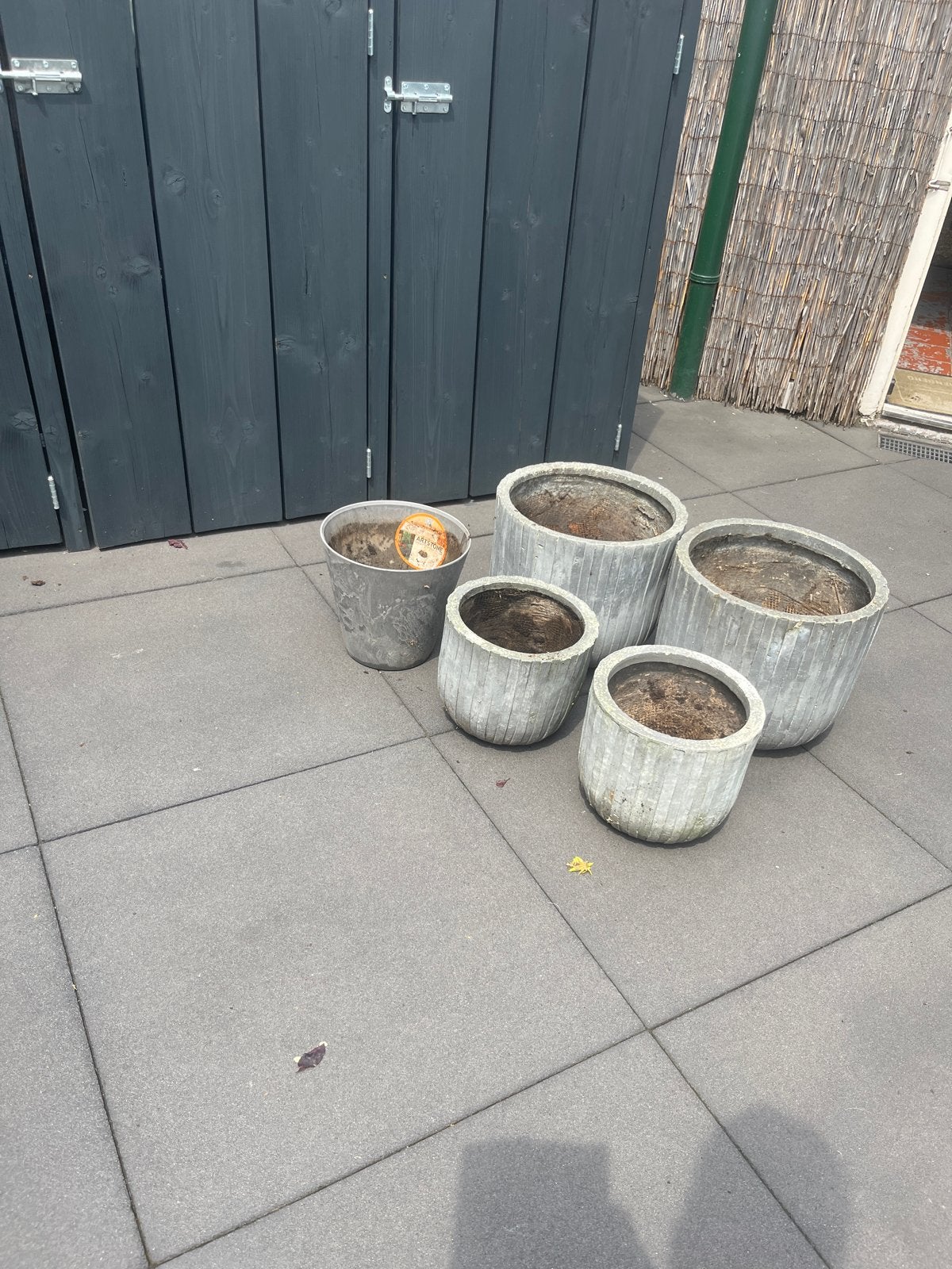 Set van 5 gebruikte bloempotten van beton, Tuin en Terras, Bloempotten, Gebruikt, Rond, Binnen, Minder dan 40 cm