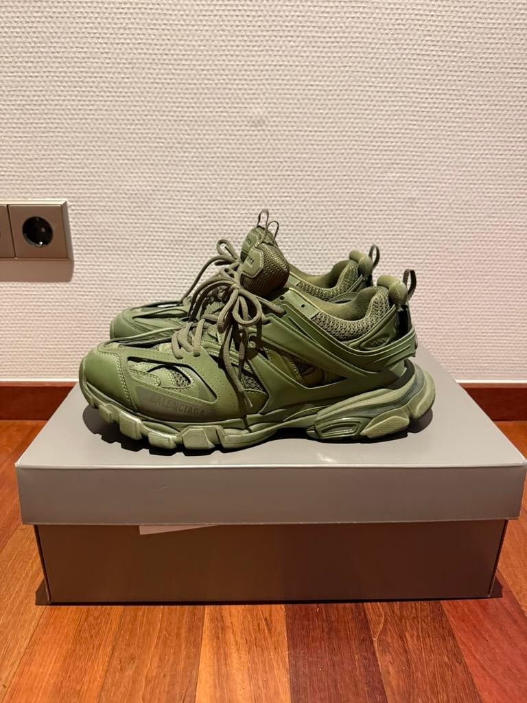 Balenciaga Track sneakers (maat 44) – kleur khaki, Ophalen of Verzenden, Zo goed als nieuw, Overige kleuren