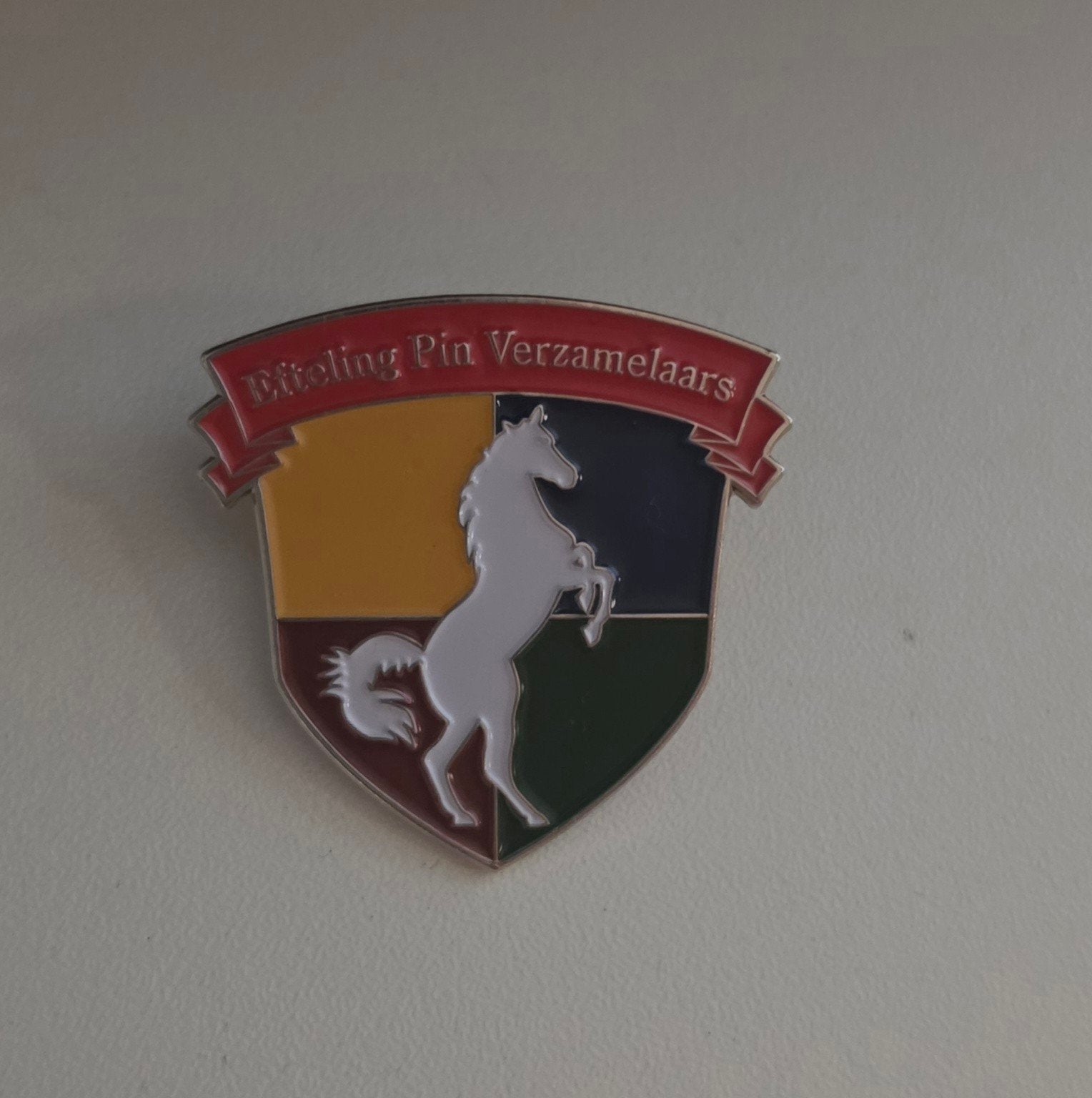 efteling pin verzamelaars, Ophalen of Verzenden, Button of Speldje