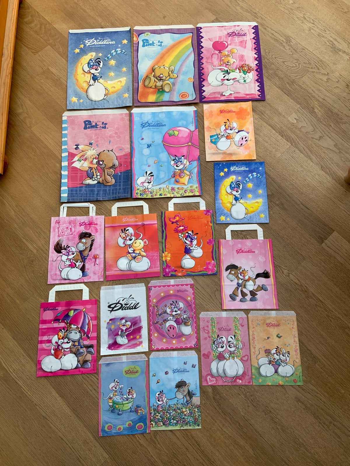 Diddl verschillende zakjes en tasjes 26 stuks, Verzamelen, Ophalen of Verzenden, Diddl, Zo goed als nieuw, Tas, Koffer of Zak