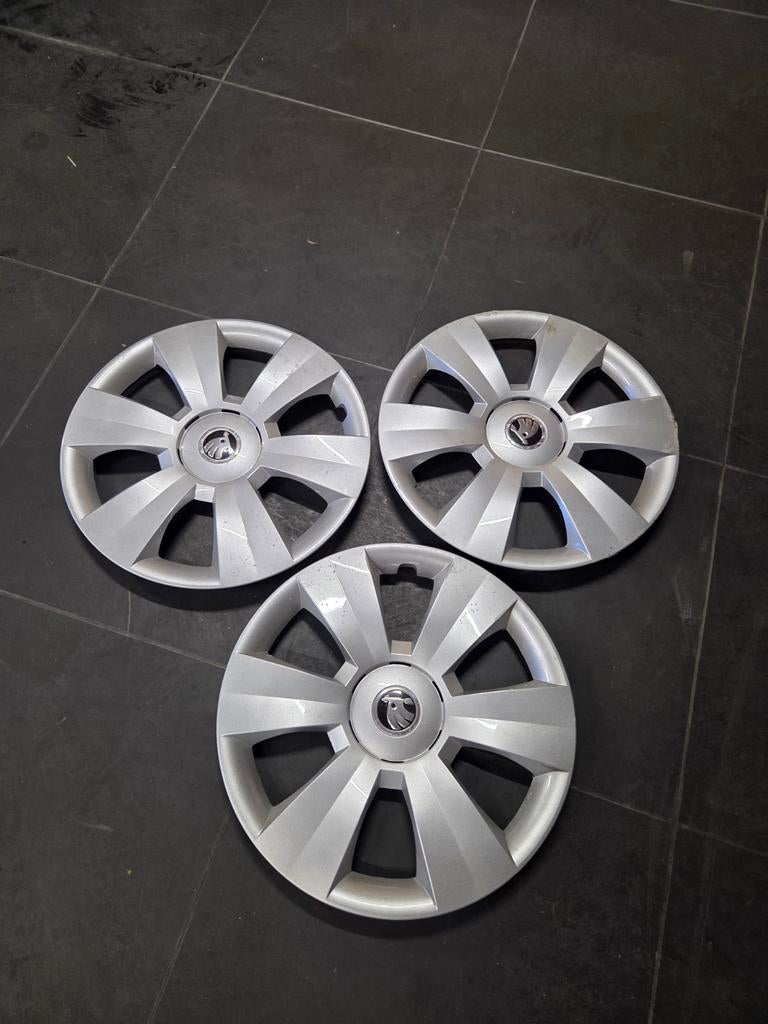 3 wieldoppen voor Skoda 15 inch, Auto diversen, Ophalen of Verzenden, Gebruikt
