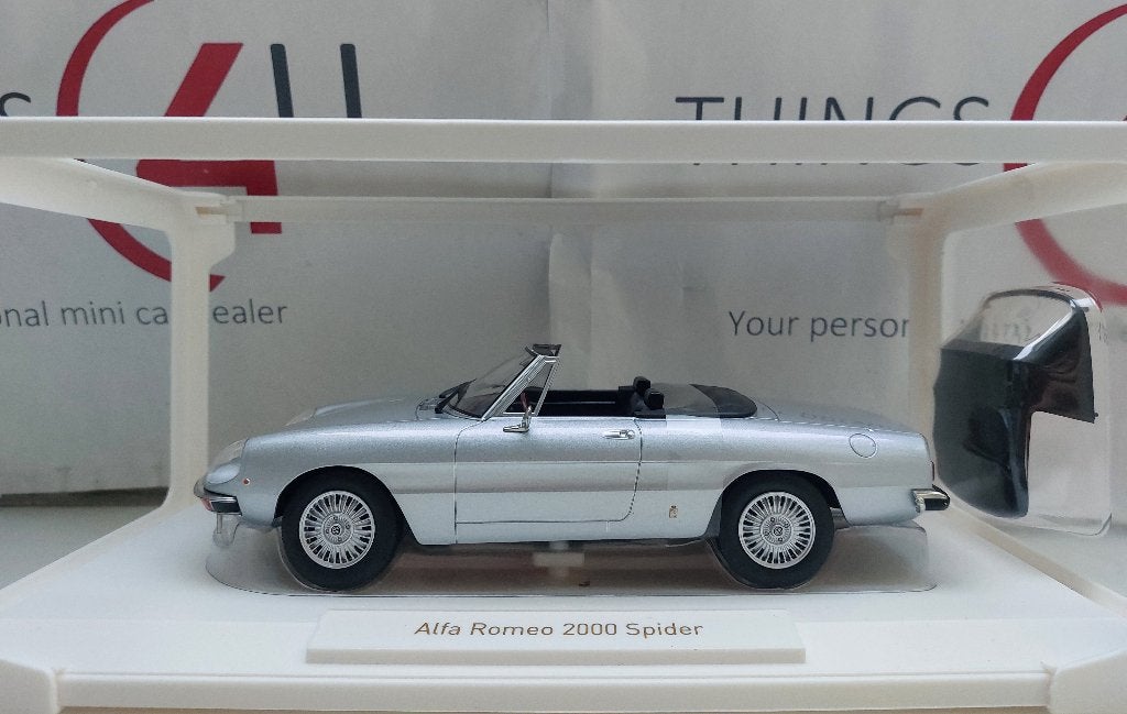Norev 1:18 Alfa Romeo 2000 Spider met softtop zilver nieuw, Ophalen of Verzenden, Nieuw, Auto, Norev