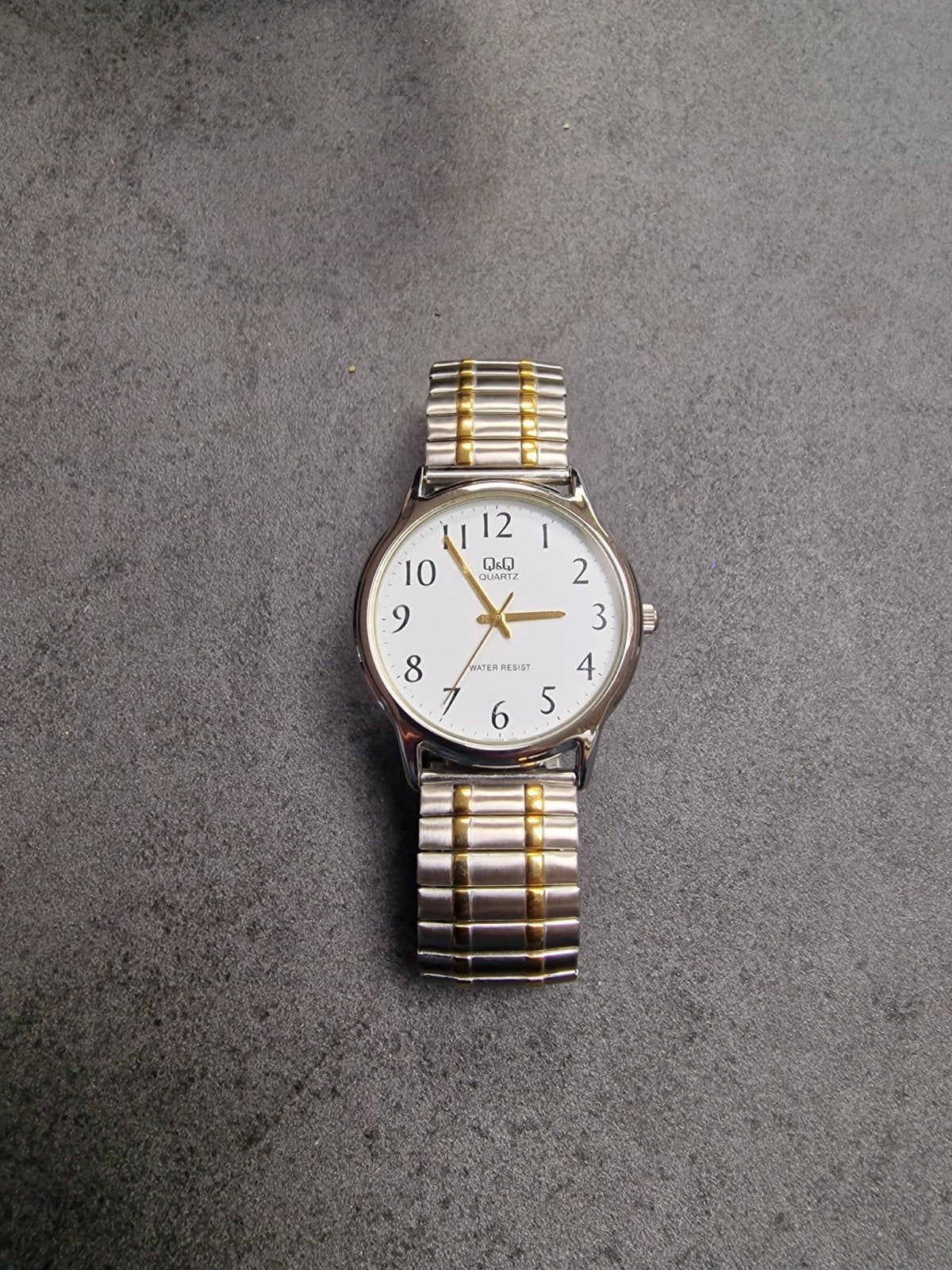 Q&Q Quartz horloge heren. uittrekbaar bandje, Staal, Staal, Polshorloge, Zo goed als nieuw