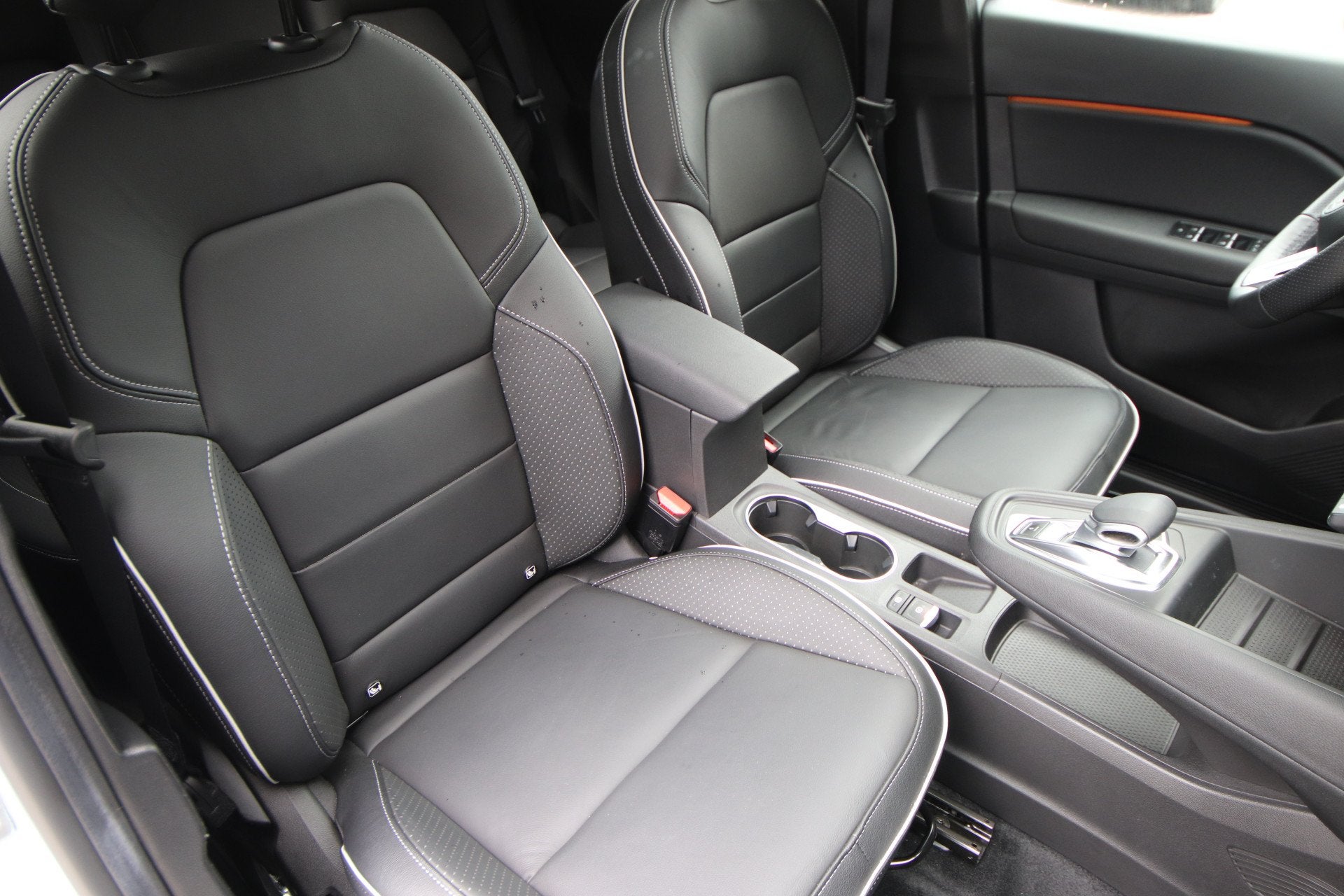 Mitsubishi ASX 1.6 HEV AT Instyle Pano, Leder, Hybride, 12 maanden, Gebruikt, Wit, Bedrijf