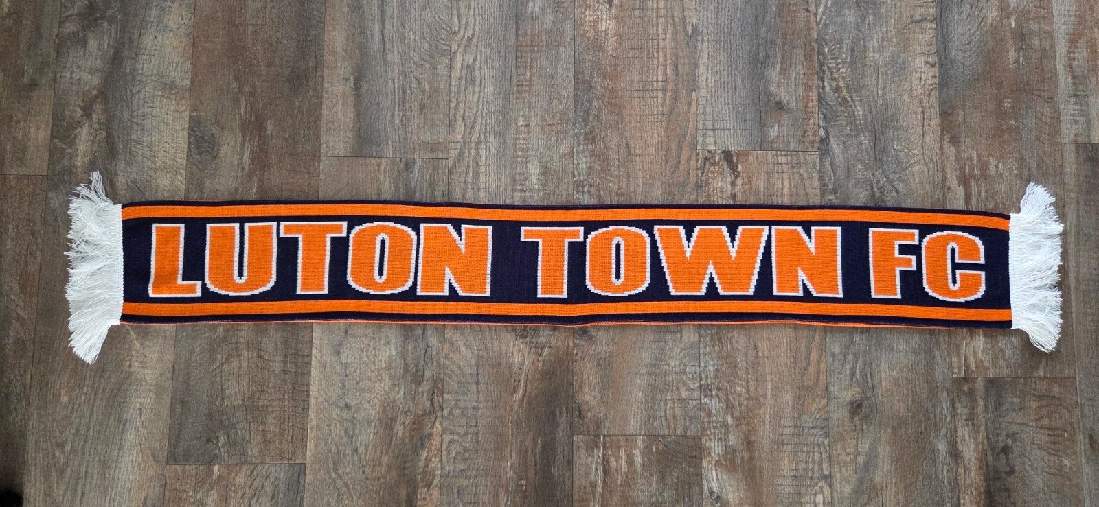 Sjaal Luten Town FC, Ophalen of Verzenden, Zo goed als nieuw, Buitenlandse clubs, Vaantje of Sjaal