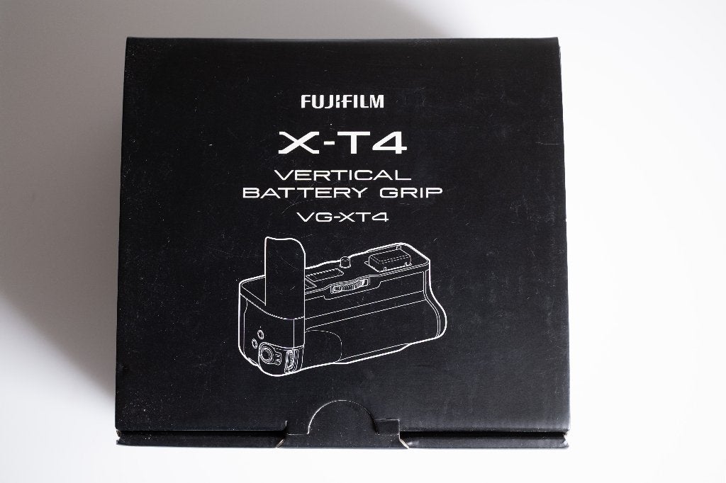 Fujifilm VG-XT4 Vertical Batterij Grip voor X-T4, Handleiding, Ophalen of Verzenden, Zo goed als nieuw, Fujifilm